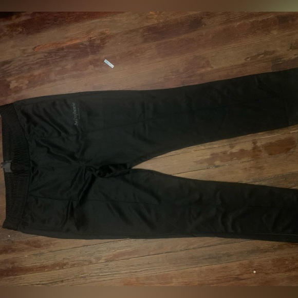 Track pants - Picture 2 of 3
